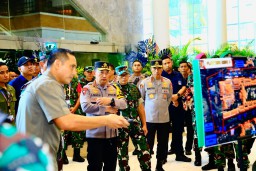 Kapolri bersama Panglima TNI Cek Venue KTT - AIS Forum 2023