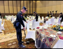 Unit Jibom dan K.9 Polri Sterilisasi BNDCC Nusadua