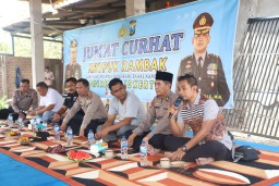 Polres Mojokerto Minta Warga Tidak Takut Melapor ke Polisi Lewat Kegiatan Jum'at Curhat