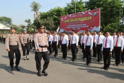 Kapolres Pasuruan Kota Pimpin Apel Gelar Pasukan Operasi Mantap Brata Semeru 2024