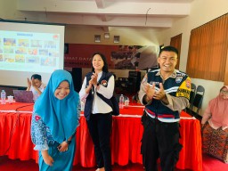 Sosialisasi Bahaya Narkoba di Kampung Tangguh di SMPN 56