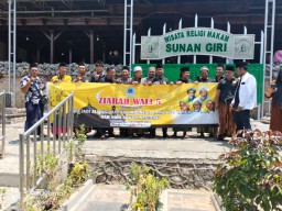 Aliansi Madura Indonesia (AMI) Gelar Tour Ziarah Wali 5 Untuk Memperingati Hari Jadi ke 1 Tahun
