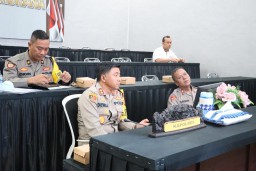 Kapolres Hadiri Vicon Rakor Dalam Rangka Pengecekan Personel, Sarpras, dan Pilun Operasi Mantap Brata 2023-2024