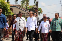 Kapolda Bali Dampingi Presiden RI Melaksanakan Kunker di Provinsi Bali