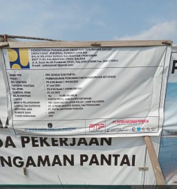 Jalan Daeng Uteh Rusak Parah, Menanti Korban