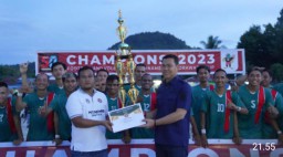 Skor 4 - 1 Yang Dimenangkan Oleh Natural FC Menutup Partai Final Turnamen Sepakbola Cendrawasih CUP Tahun 2023