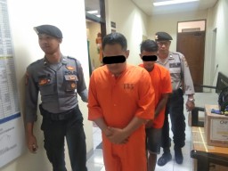 Ambil Tempelan Shabu, 2 Warga Jawa Barat di Ciduk Sat Resnarkoba Polres Bandara Ngurah Rai