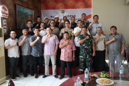 Jaga Hubungan Silaturahmi Polsek Kawasan Sunda Kelapa Ngopi Bareng Dengan Stakeholder dan Masyarakat