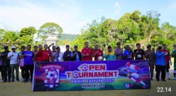 Bupati Kapuas Hulu Buka Open Turnamen Akhir Tahun 2023 di Dusun Nanga Lidi