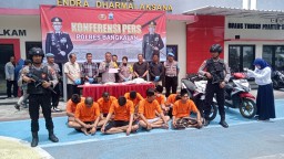 Polres Bangkalan Berhasil Amankan 18 Tersangka 16 Kasus Narkotika dan Kriminal Selama Bulan November 2023