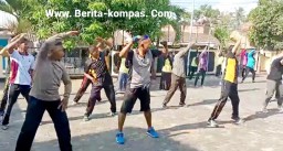 Tingkatkan Sinergitas Antar Instansi, Kapolsek Tegalampel Gelar Senam Bersama dan Pemeriksaan Gratis