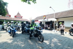 Kapolda Jatim Cek Kesiapan Ops Lilin Semeru dan Jalur Pantura Surabaya - Banyuwangi Dengan Patroli Bermotor