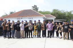 Kapolresta Tangerang Bersama Danrem Wijayakrama Hadiri Peresmian Bedah Rumah di Cisoka