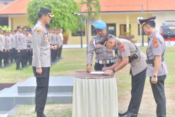 Upacara Serah Terima Kasat Narkoba Dipimpin Kapolres Buleleng