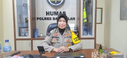 Personil OMB Polres Bangkalan Sampaikan Himbauan Batasan Berkampanye Kepada Masyarakat