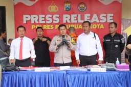 Satreskrim Polres Pasuruan Kota Berhasil Ungkap Kasus Pembunuhan Yang Direncanakan