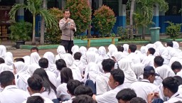 Melalui Binmas one Day One School , Polisi Sosialisasikan Dampak Negatif Bullying, Tawuran dan Pornografi