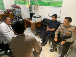 Polisi Penyuluhan ke Sekolah Antisipasi Kenakalan Remaja dan Sosialisasi Pemilu Damai