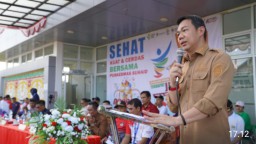 Puskesmas Kecamatan Suhaid Mendapatkan Bantuan Ambulance Air