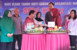 HUT Gabungan Organisasi Wanita (Gow) ke 22 dan Peringatan Hari Ibu ke 95 Tahun 2023 di Meriahkan Dengan Senam Bersama