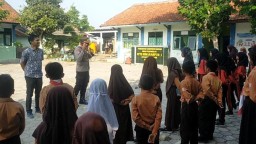 Antisipasi Penculikan Anak Terulang Kembali, Kapolsek Torjun Masifkan Giat Police Goes To School