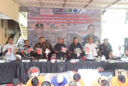 Polda Jatim Musnahkan Narkoba Hasil Ungkap Kasus Jelang Tahun Baru