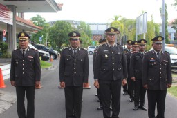 Polres Bandara Ngurah Rai Peringati Hari Ibu ke-95