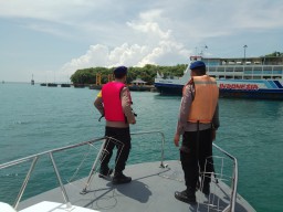 Polairud Polres Karangasem Patroli Laut, Amankan Natal 2023 dan Tahun Baru 2024