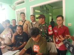 Bantuan Sosial EL NINO Disalurkan Secara Serentak Untuk 12 Desa di Kecamatan Cimanggu
