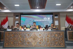 Ribuan Personel Akan di Turunkan, Kapolda Bali Pimpin Rapat Pengamanan Malam Tahun Baru 2024