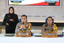 Polres Nganjuk Adakan Giat Konferensi Pers Akhir Tahun 2023