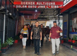 Akhir Tahun Kadiv Yankum dan HAM Kemenkumham Jawa Timur Kunjungi Lapas Kelas I Malang