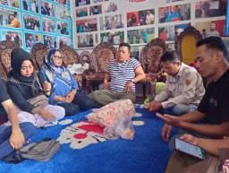Pimpinan Redaksi Media Berita-Kompas.com Gelar Rapat Evaluasi Kinerja Wartawan di Lapangan