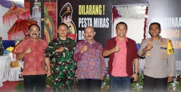 Memastikan Situasi Kondusif Saat Malam Pergantian Tahun, Kapolres Karangasem Bersama Forkompinda Kabupaten Karangasem Laksanakan Patroli Wilayah