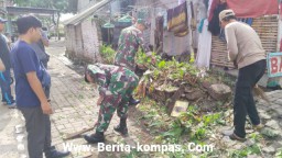 Memprihatinkan, Sinergi Bersama 3 Pilar, Polsek Tegalampel Gotong Royong Lakukan Bedah Rumah Milik Warga Sekarputih