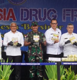 Pangdam XII/Tanjungpura : TNI Berkomiten Tegas Perangi Penyelundupan dan Peredaran Narkoba