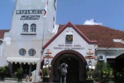 AMI ; Kebobrokan Kinerja KALAPAS dan KPLP Kelas 1 Madiun Membuahkan Hasil Tiga Napi Melakukan Penipuan