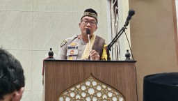 Khutbah Jumat 33 Hari Jelang Pemilu 2024, Kapolsek Pondok Aren Ingatkan Pentingnya Menjaga Persatuan dan Kesatuan