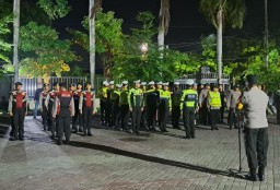 Gelar Patroli Skala Besar, Polres Nganjuk Jaga Kamtibmas Tetap Aman Kondusif Pada Tahapan Pemilu 2024