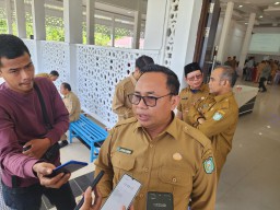 Kerusakan Jalan Di Kayong Utara Semakin Parah,Kadis PU Pemprov Sebut Akibat Kelebihan Muatan Truck