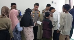 Jumat Peduli, Kapolsek Cakung Santuni Anak Yatim