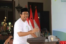 AMI ; Ada Apa KPK Tidak Berani Memanggil dan Memeriksa Bupati Sidoarjo