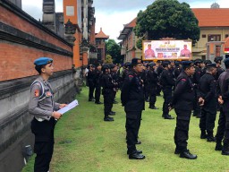 Cek Kekuatan Personel Operasi Mantap Brata 2024, Subsatgas Propam Lakukan Pengecekan dan Pengawasan Pada Apel Operasi