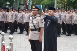 Kapolres Nganjuk Pimpin Upacara Serah Terima Jabatan Kapolsek Loceret