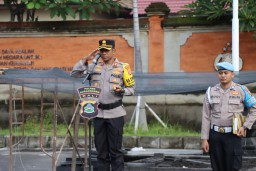Kapolres Karangasem Pimpin Apel Jam Pimpinan