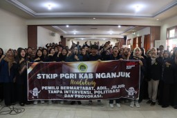 Deklarasi Pemilu Damai Bermartabat, Adil dan Jujur Oleh STKIP PGRI Nganjuk 