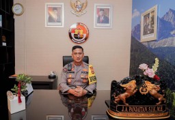 Kesalah Pahaman Anggota Yonif 900/SBW Dengan Sekelompok Orang Dilapangan Futsal Kerobokan
