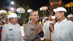 Kapolrestro Jaktim : Apresiasi Ibadah Parisada Hindu Dharma Indonesia Doakan Untuk Pemilu Damai