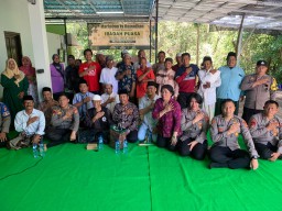 Polda Bali Kali Ini Gelar Jumat Curhat di Mushola Al- Furqon Kelurahan Benoa