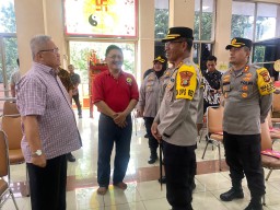 Pastikan Perayaan Hari Raya Imlek Aman, Polres Jaktim Terjunkan Anggotanya dan Tim Gegana Brimob PMJ